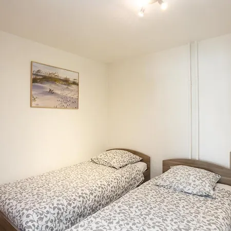Mesnil Parc Des Expositions Bat B Rdj Appartement *